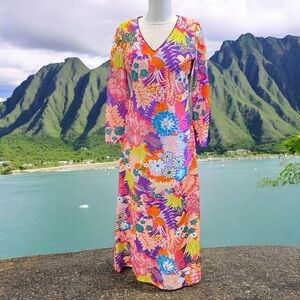 Haruko Hawaii Floral 3/4 Sleeve Muumuu Maxi Dress Sz S Colorful Vintage 60s 70s